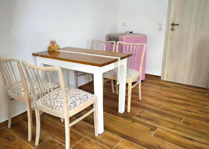 Zschampert Hof Bei Leipzig Ruhige Bauernhof Fuer 4-5 Personen Apartment Markranstaedt