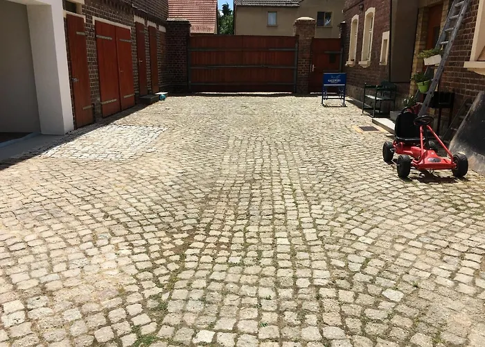 Zschampert Hof Bei Leipzig Ruhige Bauernhof Fuer 4-5 Personen *